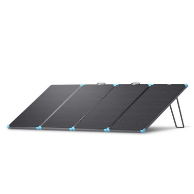 Renogy 220W solar suitcase design with four foldable solar panels